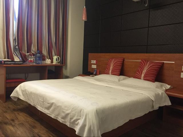 Thank Inn Chain Hotel Shangxi Changzhi Daqing Road Екстериор снимка